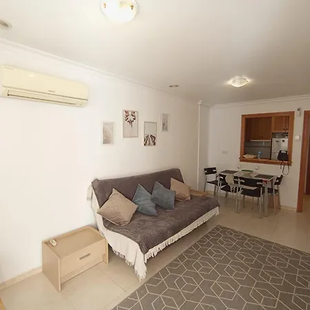 Cozy By The Beach With A Big Patio Apartmán